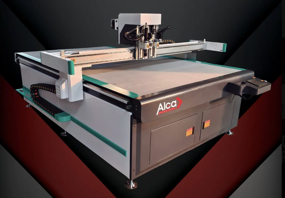 MÁQUINA DE CORTE CNC COM FACA OSCILANTE VIBRATÓRIA AL3020-DH