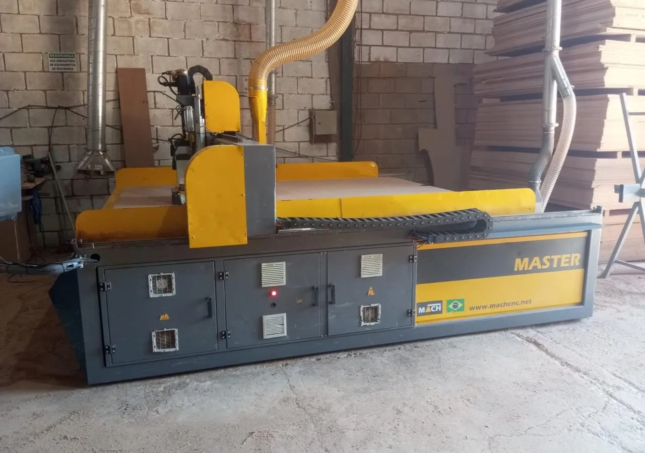 Router CNC Mach 3024