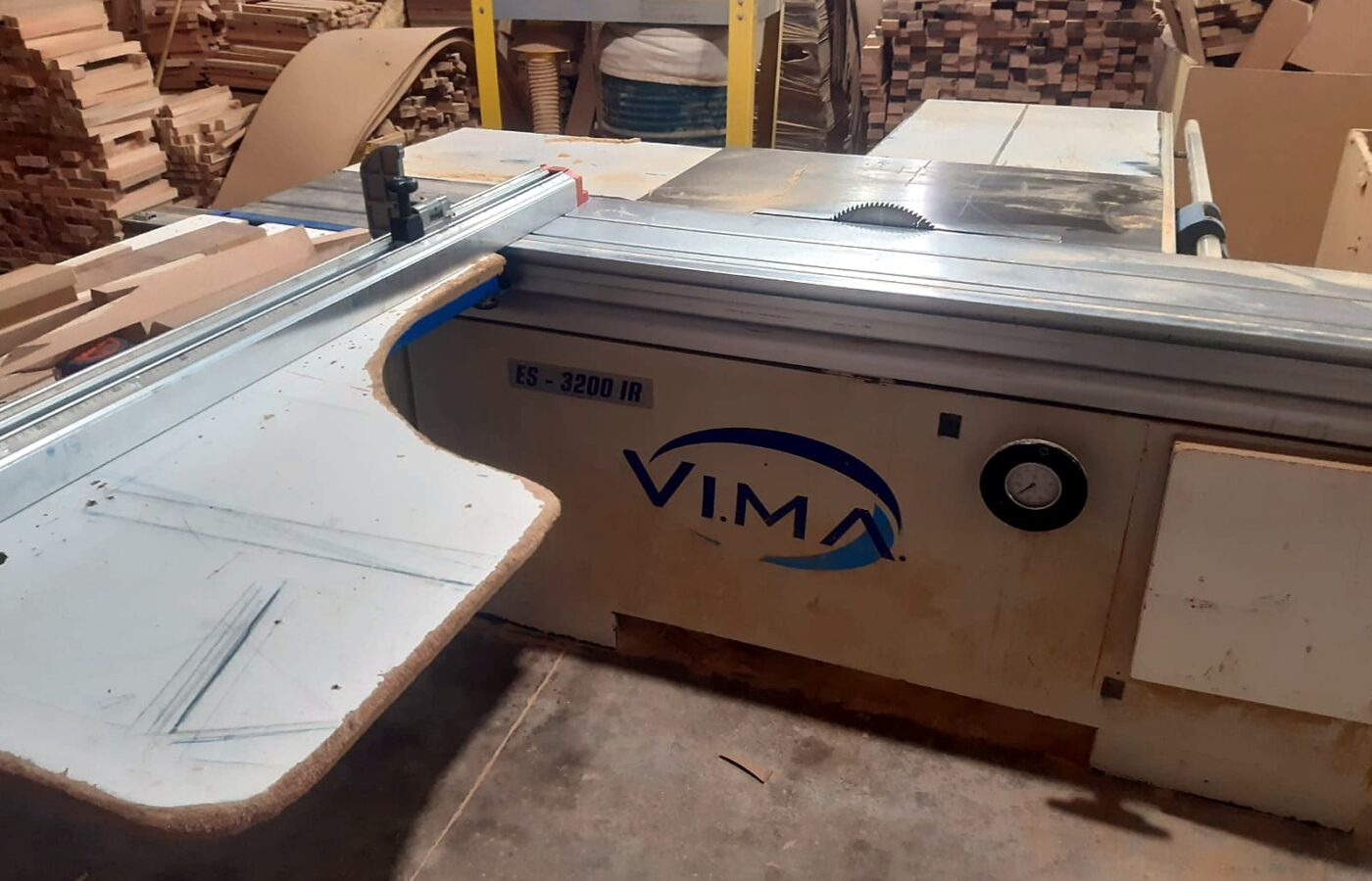 Esquadrejadeira de Precisão Vima ES-3200 IR