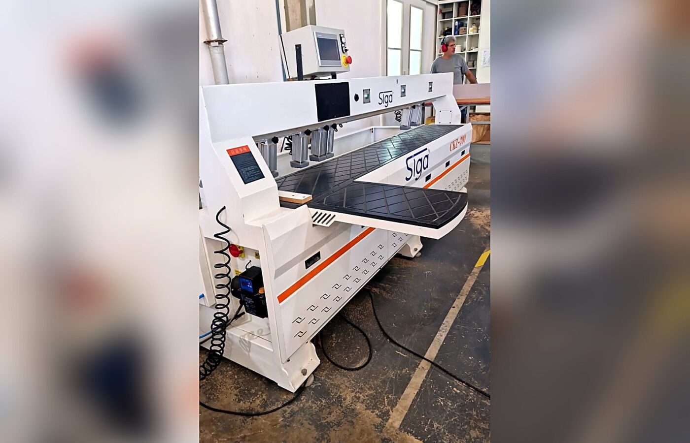 Furadeira Lateral CNC CKZ-300